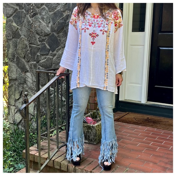 17 Boho Embroidered Beautiful Tunic Top - Picture 3 of 6